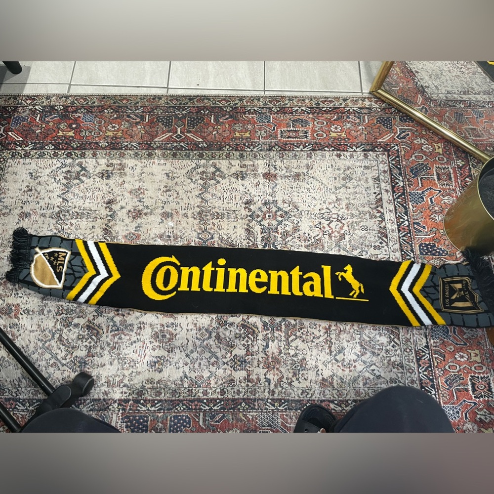 LAFC scarf - Picture 2 of 2